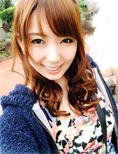 把腿张开被添得死去活来,好紧好爽再搔一点浪一点A片男男